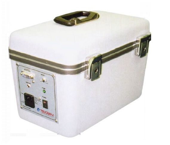 Tekran model 1100 — generator powietrza zerowego